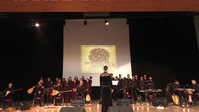 Kars'ta "Aheng-i Nefes" topluluğu "Semahlar ve Deyişler" konseri verdi