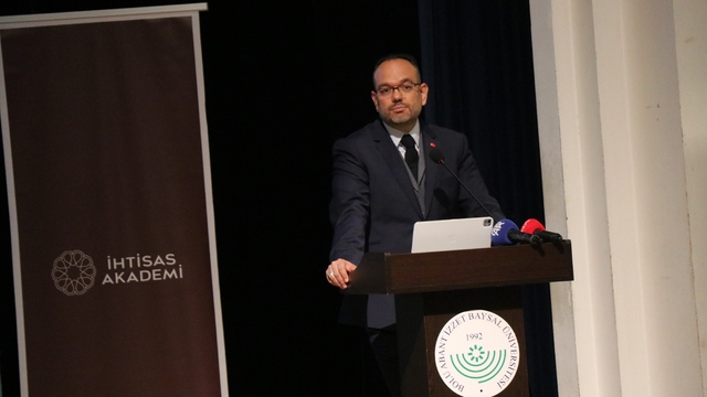 İletişim Başkan Yardımcısı Şahin: "Teknoloji bağımlılığı sosyal izolasyona neden oluyor"