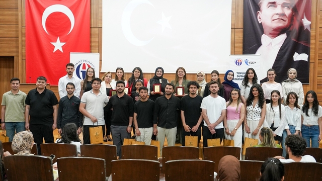 Şehitkamil'de Kent Gönüllüleri Projesi'nde mezuniyet coşkusu