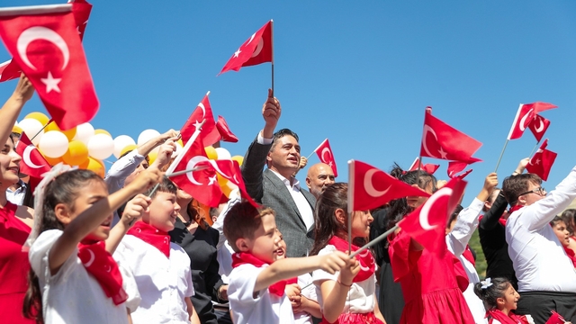 Aliağa'nın özel çocuklarından rengarenk 2. Bahar Şenliği
