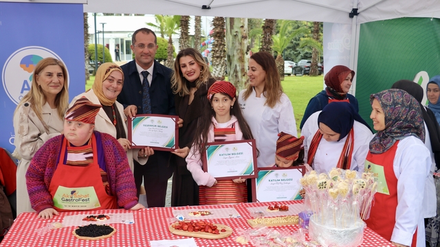 Trabzon'da "Akçaabat GastroFest Festivali" başladı