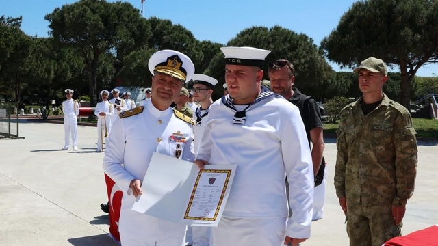 Çanakkale'de engelli gençler askerlik heyecanını yaşadı