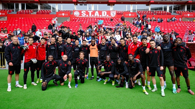 Samsunspor, Göztepe hazırlıklarını çocuk taraftarların desteğiyle tamamladı