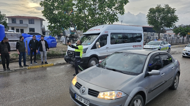Tokat'ta 2 minibüs çarpıştı: 11 yaralı