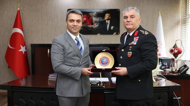 Jandarma Genel Komutanı Orgeneral Ali Çardakcı, Adana'da ziyaretlerde bulundu