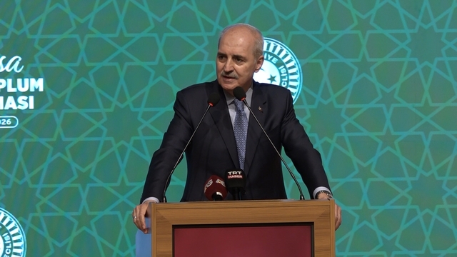 TBMM Başkanı Kurtulmuş, Bursa'da STK temsilcileriyle bir araya geldi
"Terörsüz Türkiye ile yeni bir dönemin kapıları açılacak"
"Terörü Türkiye'nin gündeminden ilanihaye kaldıracağız"
"Terör örgütü şimdiye kadar üzerine düşen sorumlulukları eksiksiz yerine getirseydi, bu mesele şimdiye kadar çoktan geride kalacaktı"
"Sivil toplum kuruluşları, demokrasimizin en önemli ayaklarından biridir"
