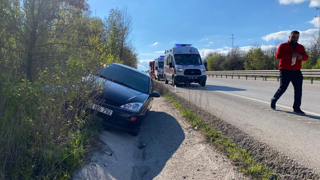 Çankırı'da su kanalına düşen otomobildeki 3 kişi yaralandı