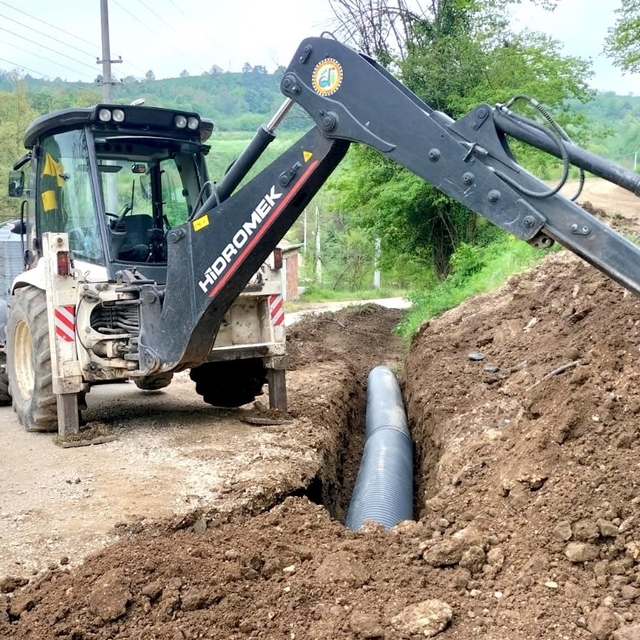 Yığılca Naşlar köyünde altyapı çalışmaları sürüyor