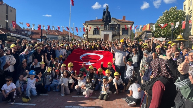 Kütahya'da maden işçilerinden maaş farkı eylemi