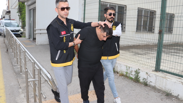 Adana'da tartıştığı kuzenini bıçaklayarak öldüren zanlı tutuklandı
