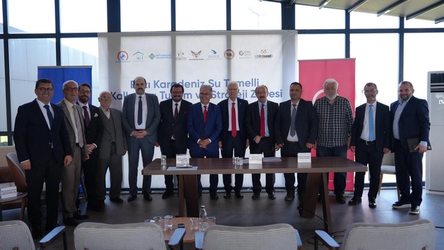 Batı Karadeniz su temelinde kalkınma turizm ve strateji zirvesi Düzce'de düzenlendi
