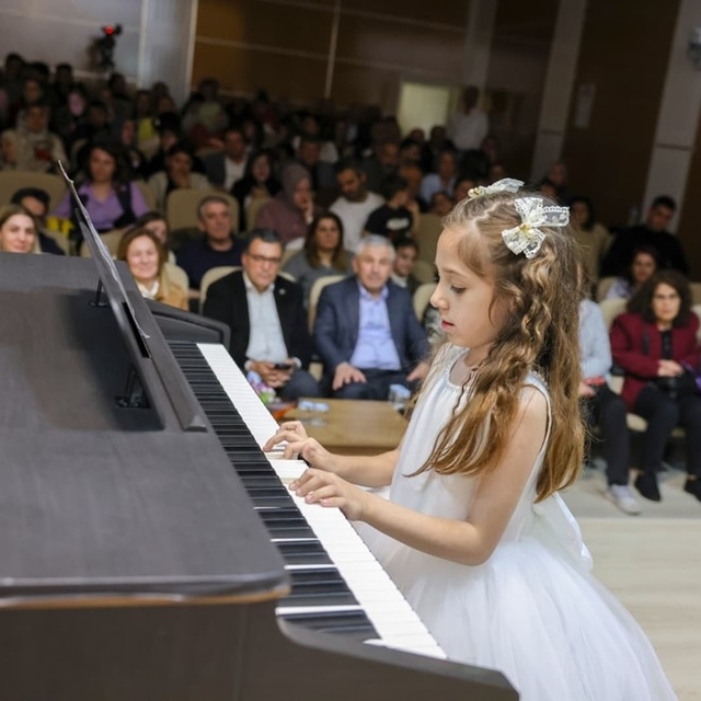 Ardahan'da sanat rüzgarı