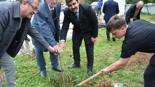 Çaykara'da "Kardeş Okul Projesi" kapsamında etkinlik düzenlendi