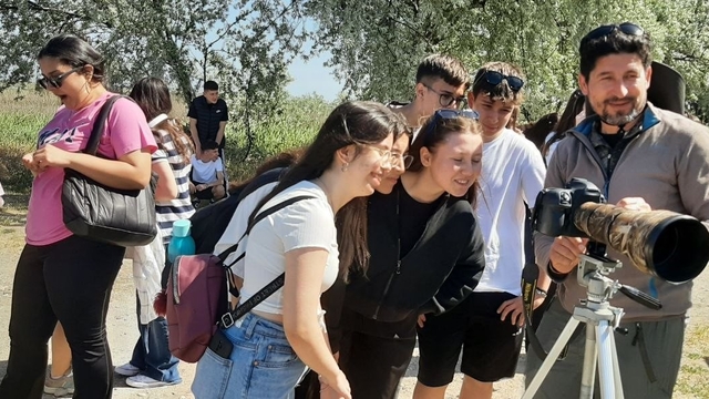 Lise öğrencilerinden sulak alan temizliği