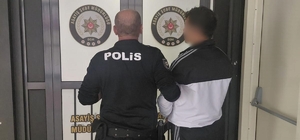 Polis 22 yıl 3 ay 27 gün hapis cezasıyla aranan şahsı yakaladı