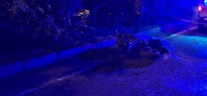 Devrilen motosiklet sürücüsü öldü