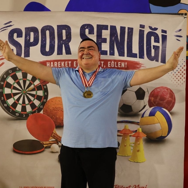 Engelsiz Spor Şenliğinde özel öğrenciler yetenekleriyle alkış topladı