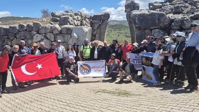 Çorum'da doğaseverlerin 4 gün sürecek Hitit Yolu yürüyüşü başladı