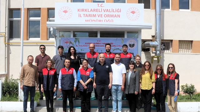 Kırklareli'nde sorgum-sudanotu melezi tohumları üreticilere dağıtıldı