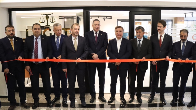 Türkiye Barolar Birliği Başkanı Sağkan, Erzincan'da "Lügat Baro"nun açılışını yaptı