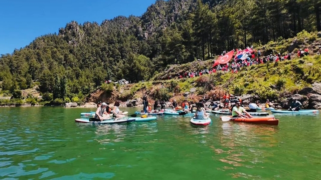 Maviyle yeşilin buluştuğu Burdur'da doğa ve su sporları etkinliği