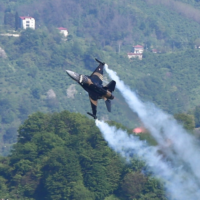 SOLOTÜRK Giresun'da prova uçuşu gerçekleştirdi