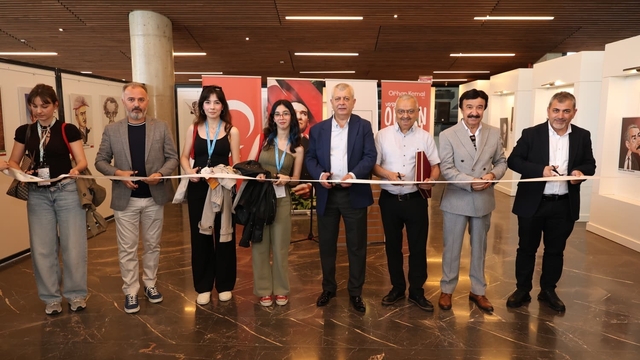 Uluslararası Orhan Kemal Karikatürleri Sergisi Osmangazi'de açıldı