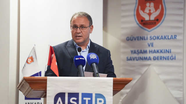 Başkentte "Türkiye'de Başıboş Köpek Sorunu: Güncel Durum" paneli düzenlendi