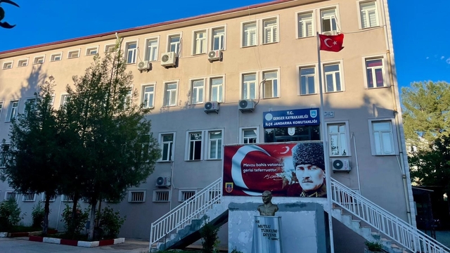 Gerger'de 5 kilo uyuşturucu ele geçirildi: 2 tutuklama
