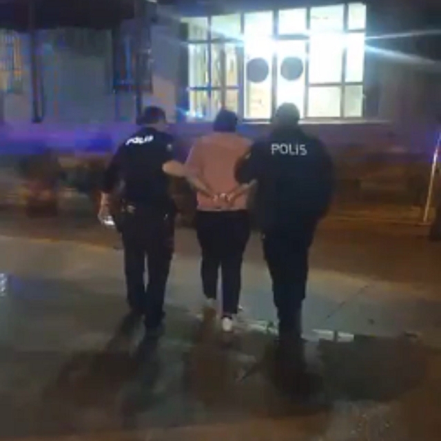 Antakya'da hırsızlık suçundan hapis cezası ile aranan şahıs yakalandı