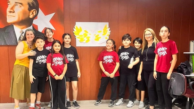 Koruyucu ailelik için Ege'nin Yıldızları Şenliği düzenlendi