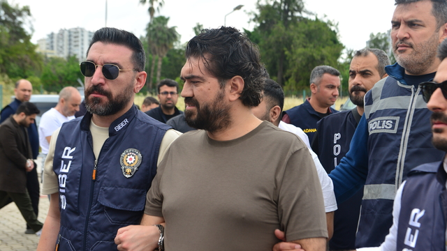 Adana merkezli yasa dışı bahis operasyonu şüphelileri, adliyeye sevk edildi