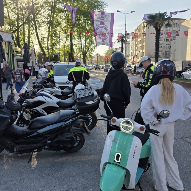 Ereğli'de motosiklet denetimi: Trafik ekipleri göz açtırmadı