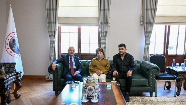 Kırklareli Valisi Turan şehit ailesiyle bir araya geldi