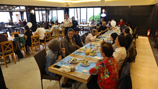 Büyükşehir Belediyesi çölyak hastalarını glütensiz sofrada buluşturdu