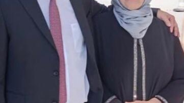 Oğulları tarafından öldürülen veteriner çift, toprağa verildi