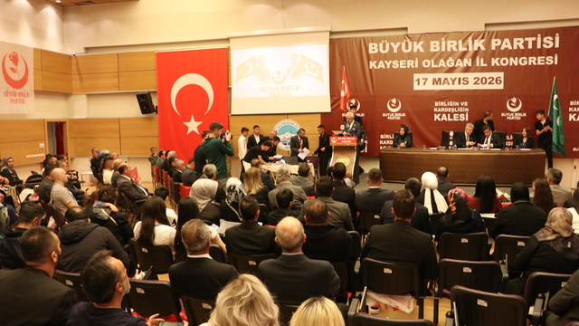 BBP Genel Başkan Yardımcısı Gürbüz Kayseri'de partisinin il kongresinde konuştu: