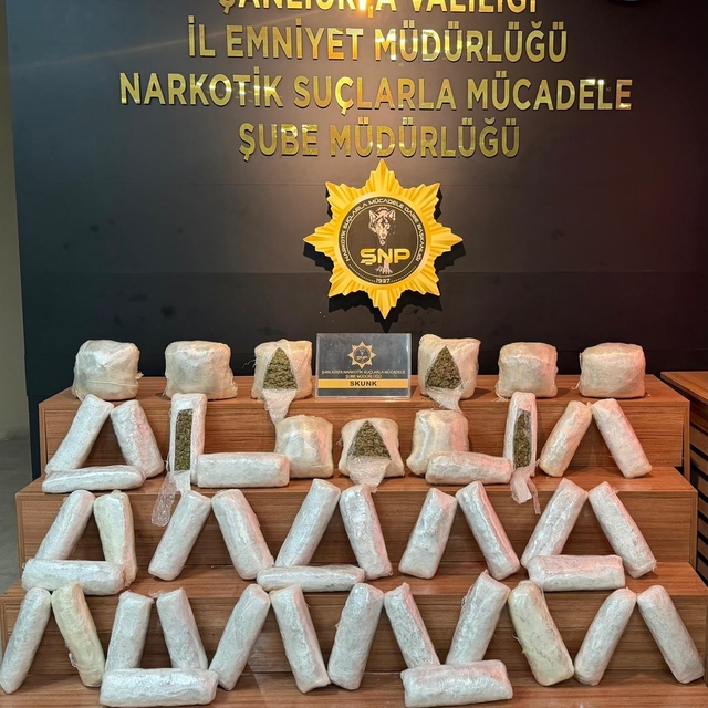 Şanlıurfa'da 20 kilo skunk ele geçirildi