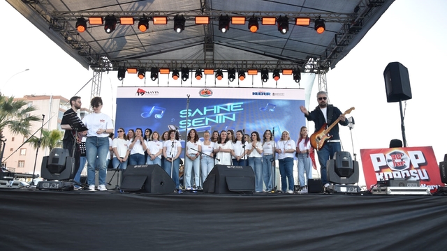 Atakum'da 19 Mayıs etkinlikleri sanat dolu anlara sahne oldu