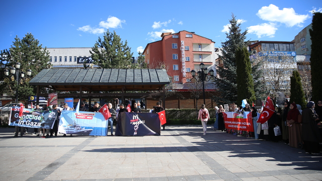 Erzurum'da Küresel Sumud Filosu'na destek verildi