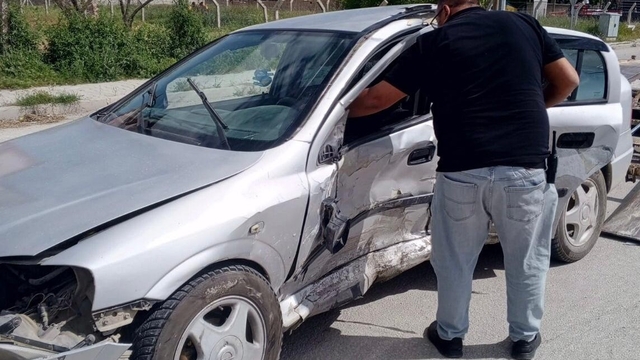 Konya'da iki otomobil çarpıştı: 5 yaralı