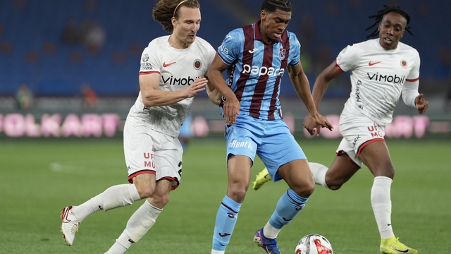 Trendyol Süper Lig: Trabzonspor: 0 - Gençlerbirliği: 1 (İlk yarı)