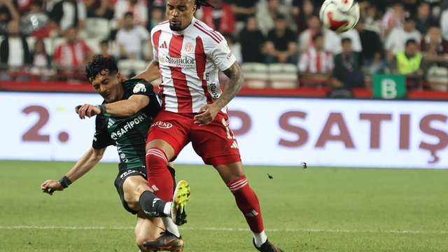Süper Lig'e veda eden son takım Antalyaspor oldu
Trendyol Süper Lig: Antalyaspor: 1 - Kocaelispor: 0 (Maç sonucu)