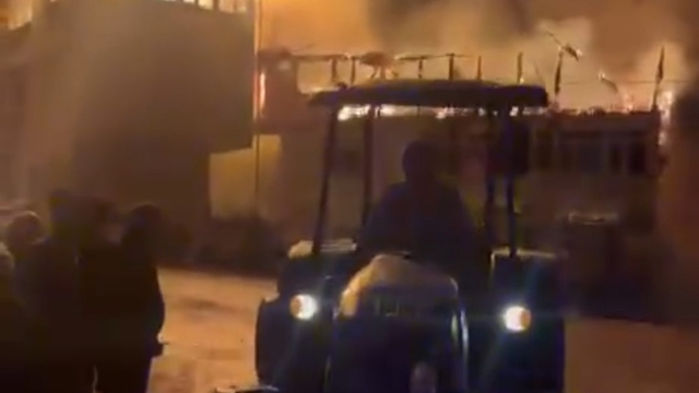 Amasra'da bir evde çıkan yangın köy konağına ve camiye sıçradı