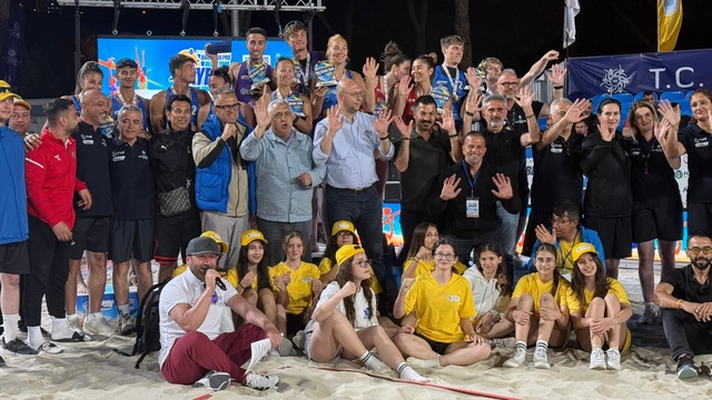 Plaj Voleybolu heyecanı Aydın'da yaşandı