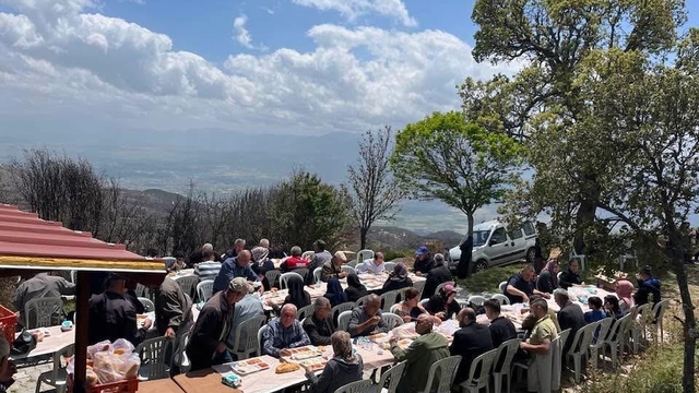 Buldan'da 'Kumralı Dede' hayrı dualarla gerçekleşti