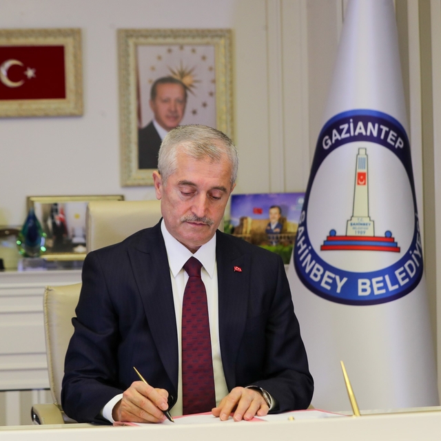 Tahmazoğlu 19 Mayıs Gençlik Spor Bayramını kutladı