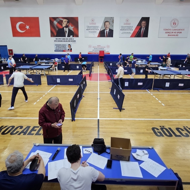 Gölcük'te masa tenisi heyecanı