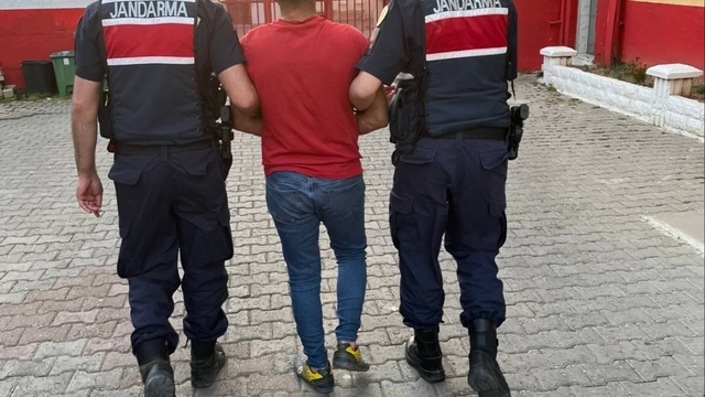 Hırsızlık suçundan aranıyordu, İncirliova'da yakalandı