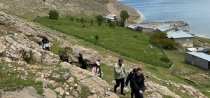 BEDOSK, Van'ın saklı güzelliklerinden biri olan İnköy'e yürüyüş düzenledi